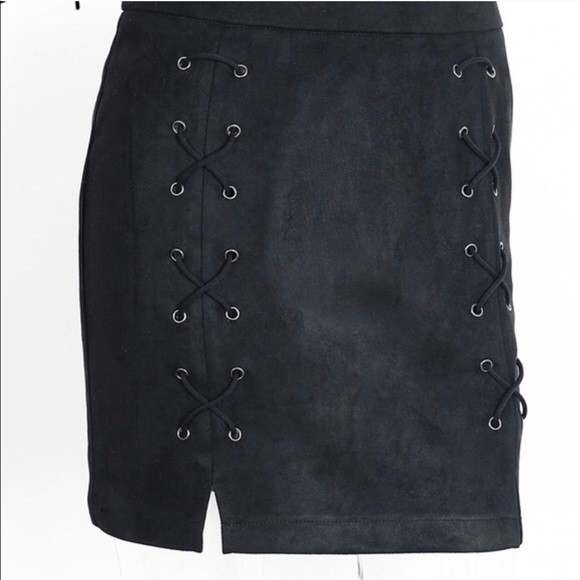 Suede skirt - Picture 3 of 3